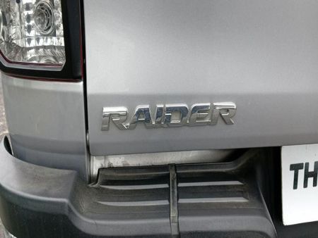 2019-Toyota-Hilux-28-GD-6-Raised-Body-Raider-Single-Cab_8