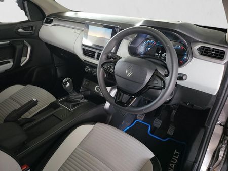 2026-Renault-Kiger-10-Techno_12