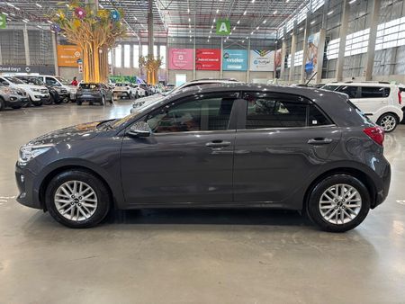 2020-Kia-Rio-14-EX-5-dr-Auto_5
