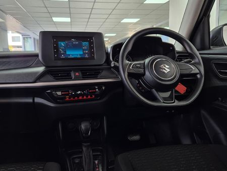 2026-Suzuki-Swift-12-GL-Auto_11