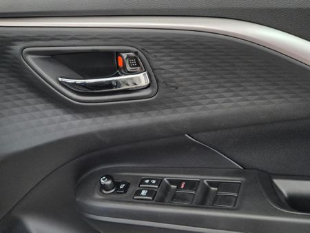 2026-Suzuki-Swift-12-GL-Auto_13