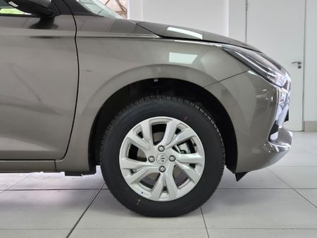 2026-Suzuki-Swift-12-GL-Auto_17