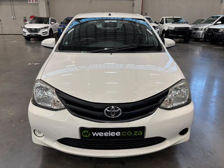 2013-Toyota-Etios-15-Xi_7