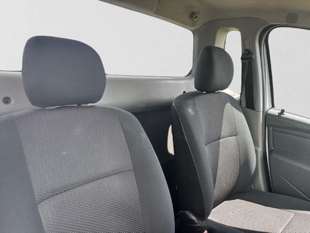 2019-Nissan-NP200-16-AC-Safety-Pack_13