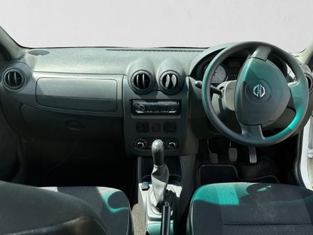 2019-Nissan-NP200-16-AC-Safety-Pack_14