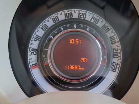 2014-Fiat-500-12-Cabriolet_25