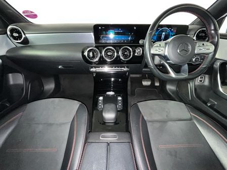 2023-Mercedes-Benz-A-Class-A-200-Sedan_6