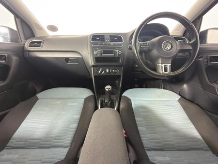 2013-Volkswagen-Polo-12-TDI-Bluemotion-5-dr_6