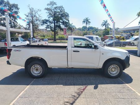 2023-Isuzu-D-Max-19-DDI-HR-L-4x4-Single-Cab_5