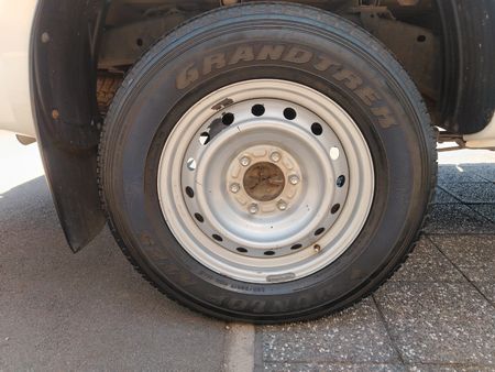 2023-Isuzu-D-Max-19-DDI-HR-L-4x4-Single-Cab_7