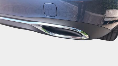 2025-Mercedes-Benz-C-Class-C-200-Auto_16