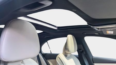 2025-Mercedes-Benz-C-Class-C-200-Auto_19