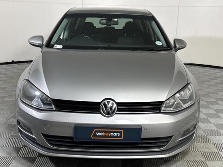 2016-Volkswagen-Golf-VII-14-TSI-Comfortline-Auto_1
