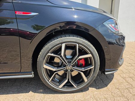 2026-Volkswagen-Polo-20-GTI-Auto-147kW_4