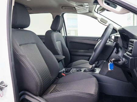 2026-Volkswagen-Amarok-20-TDI-125kW-Life-Auto-Double-Cab_12