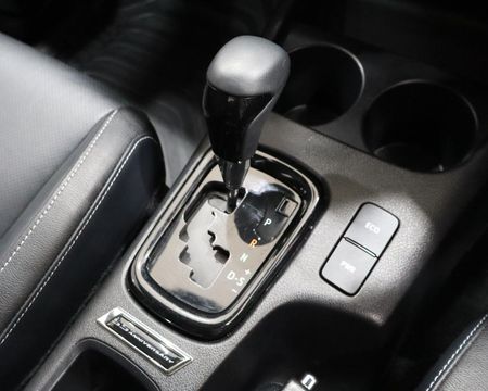 2025-Toyota-Hilux-28-GD-6-RB-Legend-55-4x4-Auto-Double-Cab_20