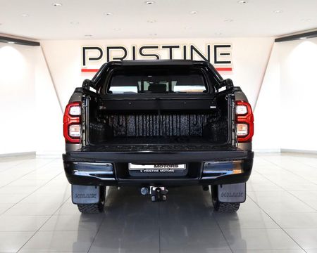 2025-Toyota-Hilux-28-GD-6-RB-Legend-55-4x4-Auto-Double-Cab_5