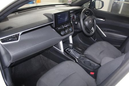 2026-Toyota-Corolla-Cross-18-XI_5