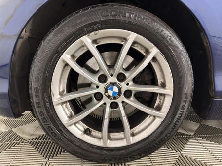 2017-BMW-1-Series-120i-5-dr-Auto_18