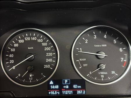 2017-BMW-1-Series-120i-5-dr-Auto_7