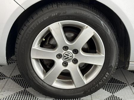 2011-Volkswagen-Polo-Vivo-14-Blueline-5-dr_14