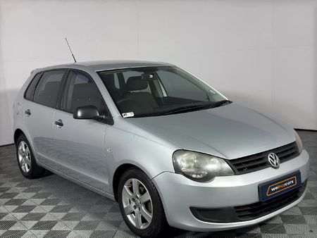 2011-Volkswagen-Polo-Vivo-14-Blueline-5-dr_2