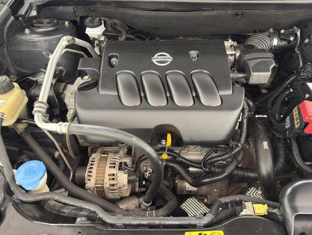 2012-Nissan-Qashqai-20-Acenta_13