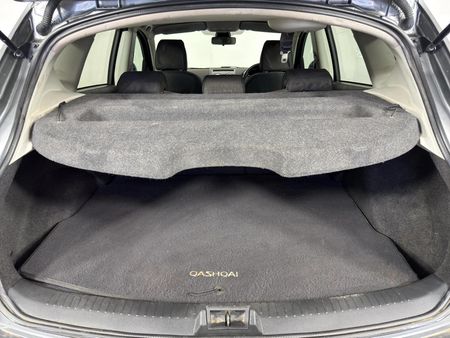 2012-Nissan-Qashqai-20-Acenta_14