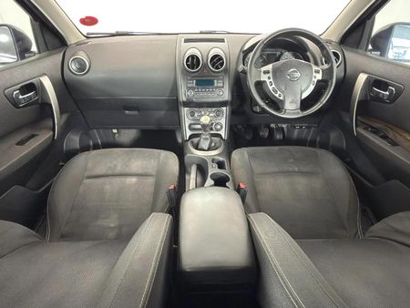2012-Nissan-Qashqai-20-Acenta_6