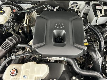 2025-Toyota-Land-Cruiser-Prado-TX-28GD-Auto_14