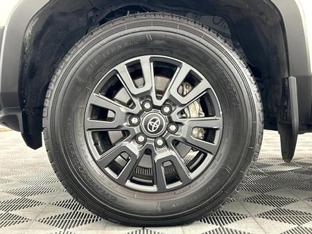 2025-Toyota-Land-Cruiser-Prado-TX-28GD-Auto_16