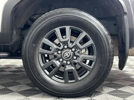 2025-Toyota-Land-Cruiser-Prado-TX-28GD-Auto_18