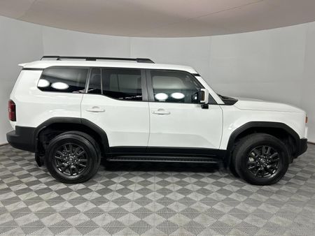 2025-Toyota-Land-Cruiser-Prado-TX-28GD-Auto_3