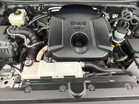 2023-Toyota-Land-Cruiser-Prado-28-GD-VX-Auto_15