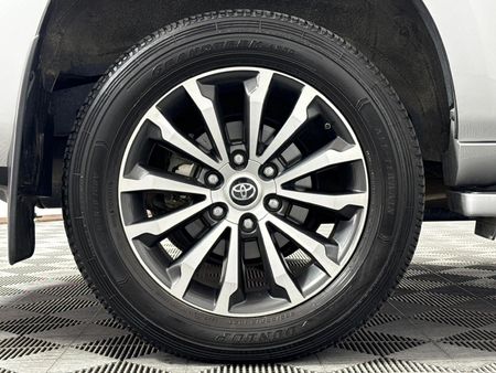 2023-Toyota-Land-Cruiser-Prado-28-GD-VX-Auto_20