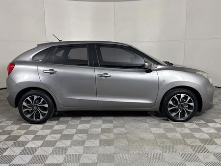 2022-Toyota-Starlet-14-XS-Auto_3
