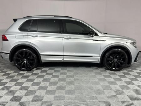 2021-Volkswagen-Tiguan-20-TSI-R-Line-4Motion-DSG-Auto-162kW_3