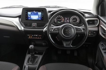 2026-Suzuki-Fronx-15-GL_25