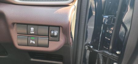 2026-Suzuki-Fronx-15-GL_9