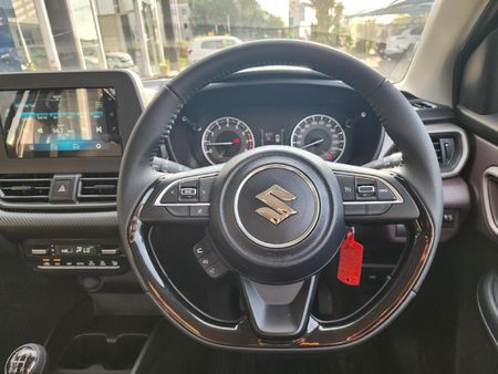2026-Suzuki-Fronx-15-GL_18