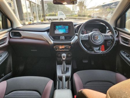 2026-Suzuki-Fronx-15-GL_12