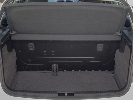 2023-Volkswagen-Polo-Vivo-14-Trendline-5-dr_13