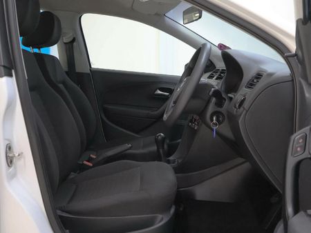 2023-Volkswagen-Polo-Vivo-14-Trendline-5-dr_21