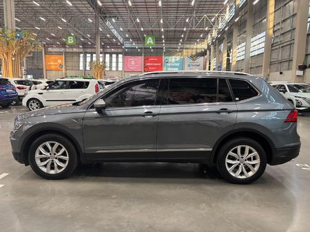2019-Volkswagen-Tiguan-Allspace-20-TDI-Comfortline-4Motion-Auto_5