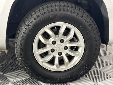 2018-Mahindra-TUV-300-15-TD-7-seat_16