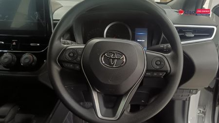 2026-Toyota-Corolla-Cross-18-XI_7