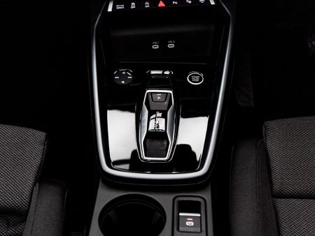 2026-Audi-A3-Sportback-35-TFSI-Black-Edition-Auto_15