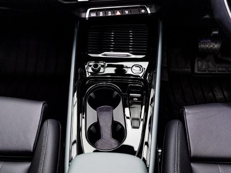 2026-Audi-Q3-TDI-Advanced-S-Tronic-110kW_18