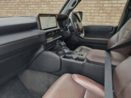 2025-Toyota-Land-Cruiser-Prado-VX-R-28GD-Auto_8