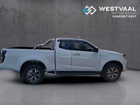 2025-Isuzu-D-Max-30-DDI-LSE-4x4-Auto-Extended-Cab_7